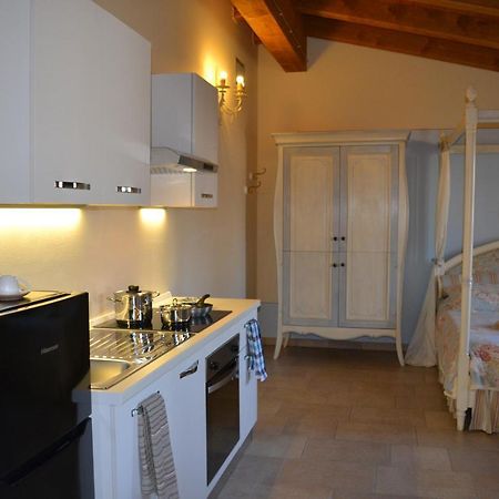Agriturismo Otto Ducati D'Oro Ізола-делла-Скала Екстер'єр фото