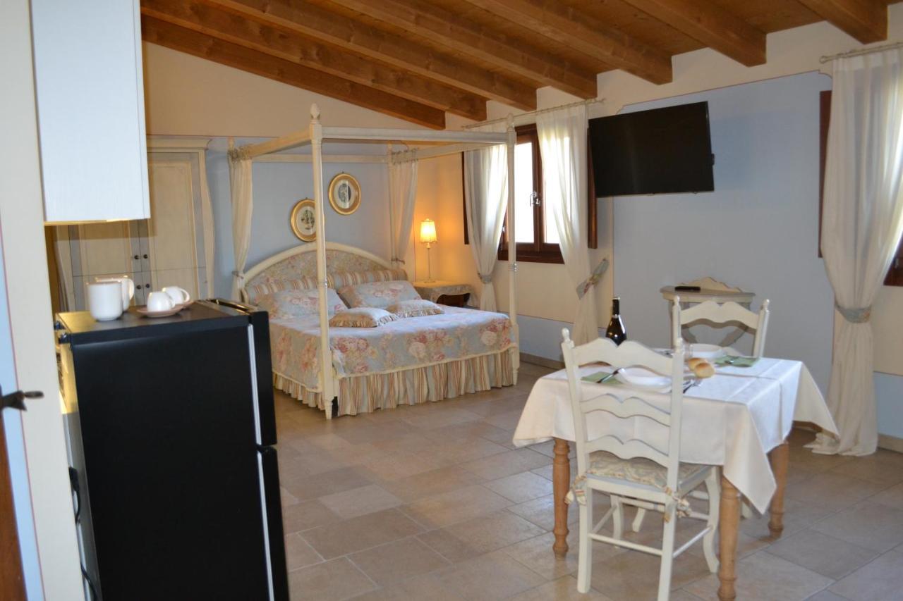Agriturismo Otto Ducati D'Oro Ізола-делла-Скала Екстер'єр фото