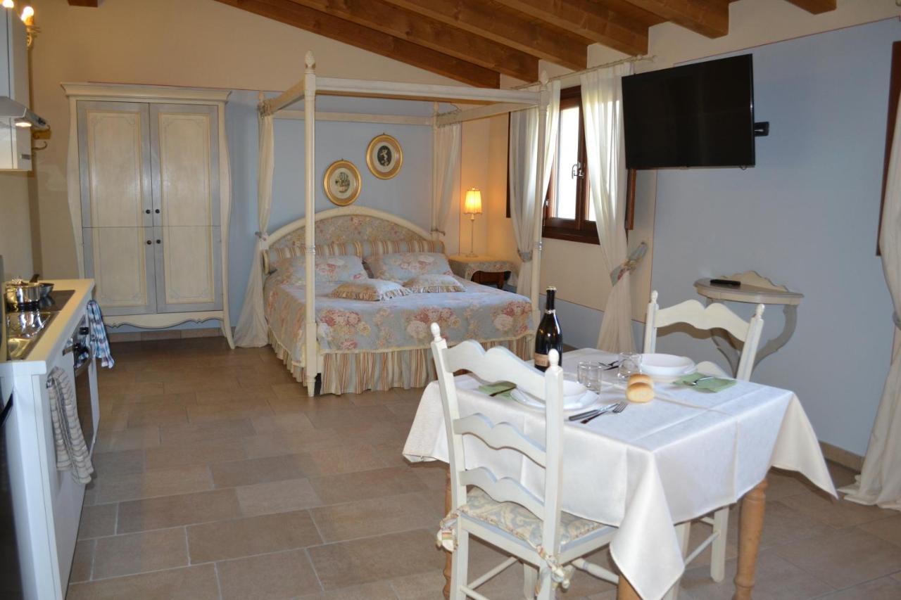 Agriturismo Otto Ducati D'Oro Ізола-делла-Скала Екстер'єр фото
