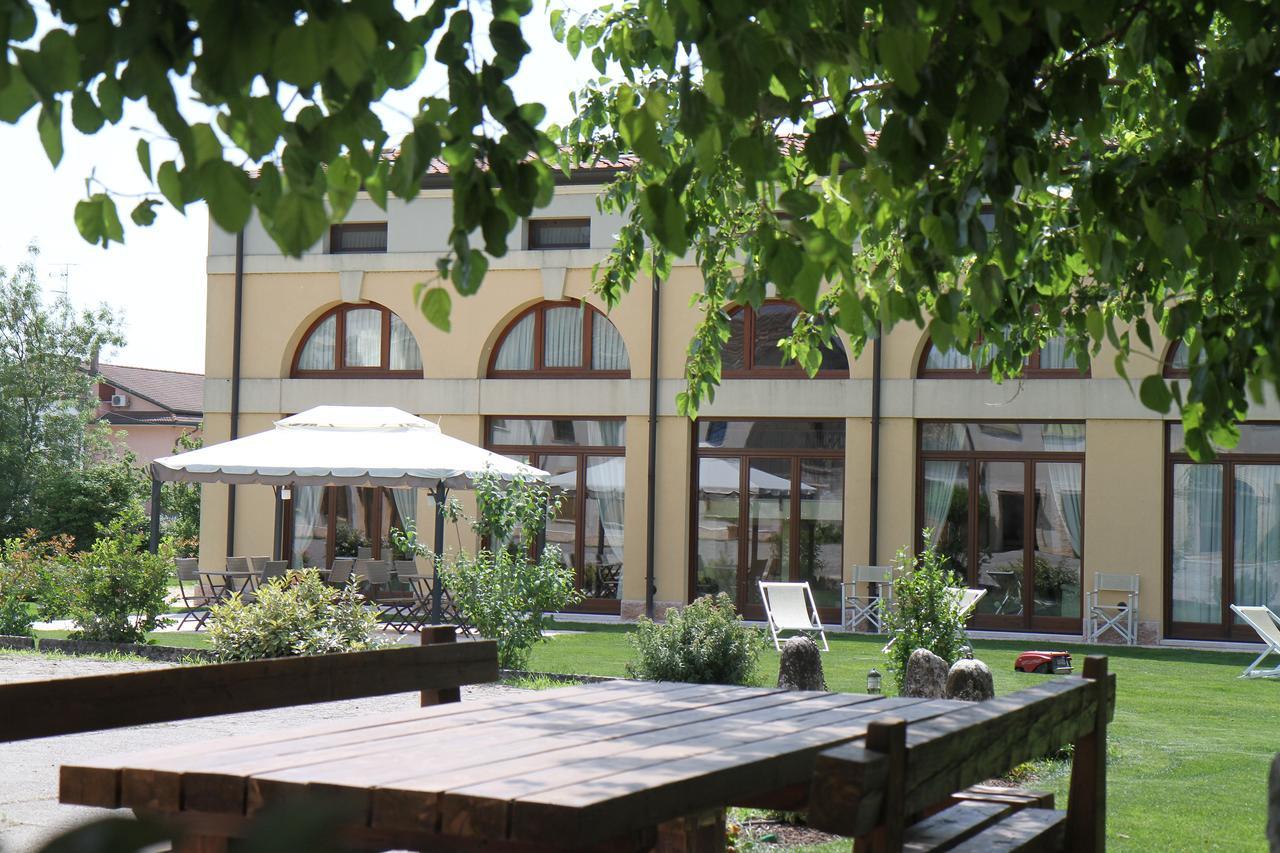 Agriturismo Otto Ducati D'Oro Ізола-делла-Скала Екстер'єр фото